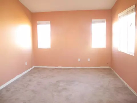 10517 Florence Ct, Adelanto, CA 92301 photo 7