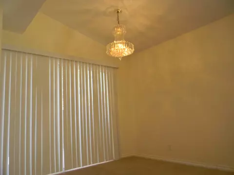 43136 Sugar St, Lancaster, CA 93536 photo 8