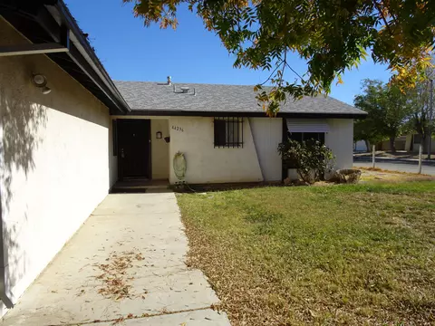 44236 Gingham Ave, Lancaster, CA 93535 photo 3