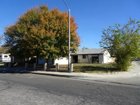 44236 Gingham Ave, Lancaster, CA 93535 photo 2