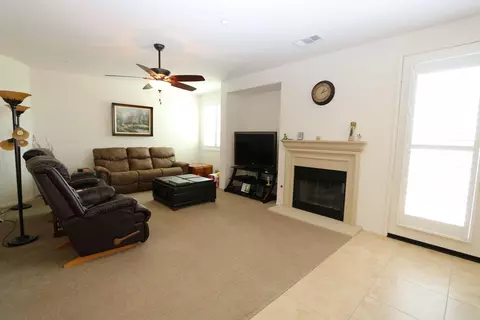 44063 Westridge Dr, Lancaster, CA 93536 photo 7