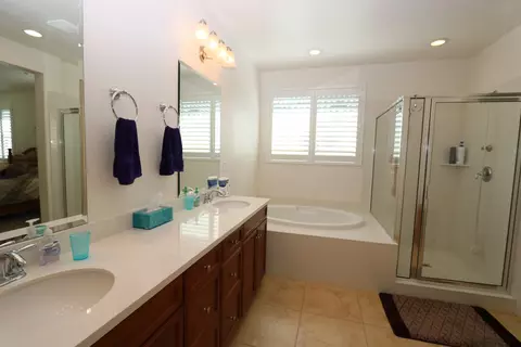 44063 Westridge Dr, Lancaster, CA 93536 photo 11