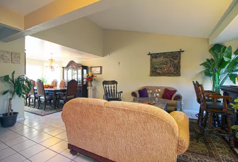 844 Avenue J9 E, Lancaster, CA 93535 photo 3