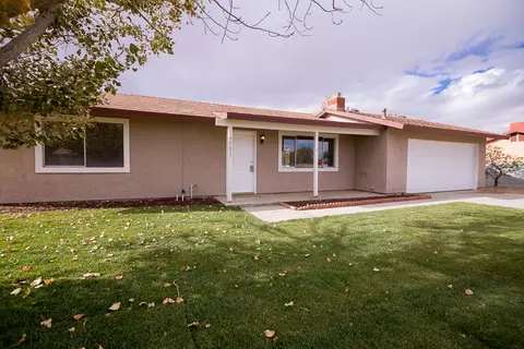 40657 172nd St E, Lancaster, CA 93535 photo 1
