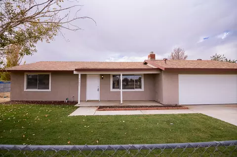 40657 172nd St E, Lancaster, CA 93535 photo 2