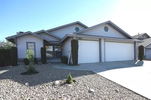 45858 Picadilly St, Lancaster, CA 93534 photo 1