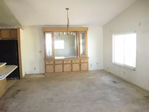 19031 Dennis St, Adelanto, CA 92301 photo 9