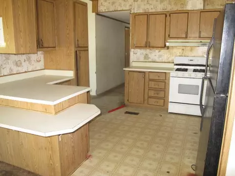 19031 Dennis St, Adelanto, CA 92301 photo 10
