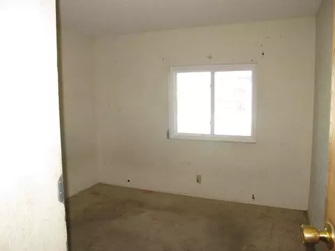 19031 Dennis St, Adelanto, CA 92301 photo 15
