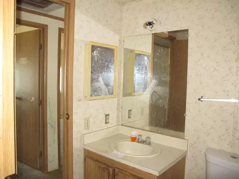 19031 Dennis St, Adelanto, CA 92301 photo 13