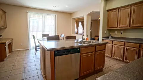 43641 46th St W, Lancaster, CA 93536 photo 5