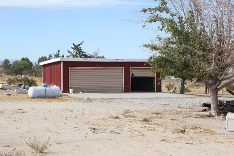 33349 167th St E, Llano, CA 93544 photo 5