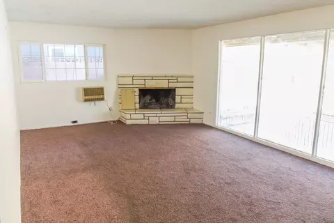 44267 11th St E, Lancaster, CA 93535 photo 3