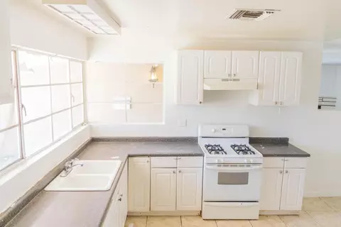 44267 11th St E, Lancaster, CA 93535 photo 7