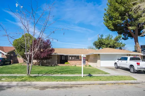 44267 11th St E, Lancaster, CA 93535 photo 1