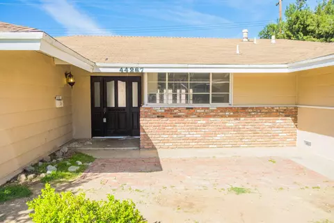 44267 11th St E, Lancaster, CA 93535 photo 2