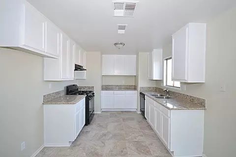 40904 179th St, Lancaster, CA 93535 photo 5