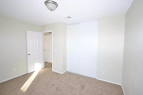 40904 179th St, Lancaster, CA 93535 photo 12
