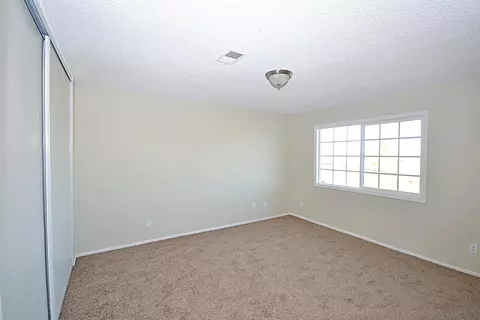 40904 179th St, Lancaster, CA 93535 photo 4
