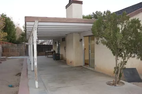 629 Ivesbrook St E, Lancaster, CA 93535 photo 22