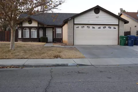 629 Ivesbrook St E, Lancaster, CA 93535 photo 1