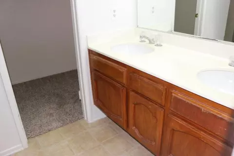 629 Ivesbrook St E, Lancaster, CA 93535 photo 18