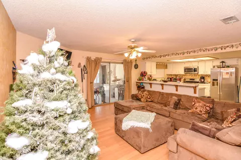 39000 161st St E, Palmdale, CA 93591 photo 13
