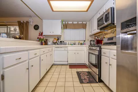 39000 161st St E, Palmdale, CA 93591 photo 7