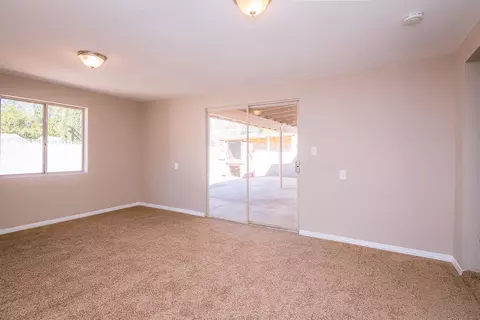 38503 36th St E, Palmdale, CA 93550 photo 7