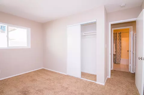 38503 36th St E, Palmdale, CA 93550 photo 22