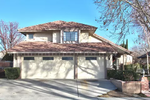 43152 23rd St W, Lancaster, CA 93536 photo 2