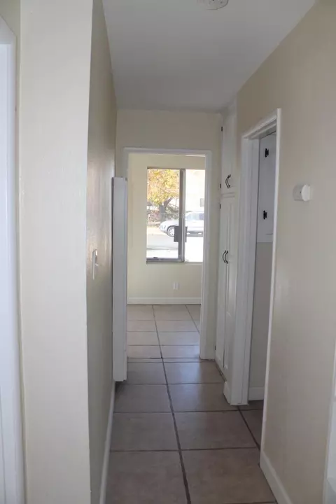 44372 3rd St E, Lancaster, CA 93535 photo 12