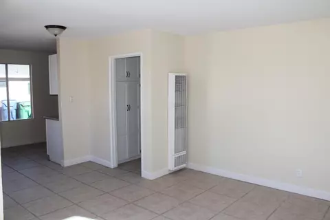 44372 3rd St E, Lancaster, CA 93535 photo 3