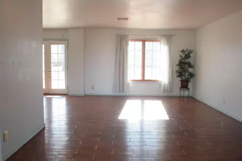 3702 Avenue T8 E, Palmdale, CA 93550 photo 4