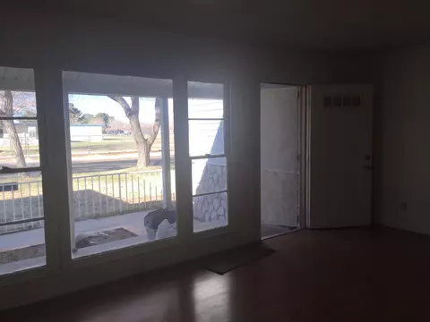 44934 Kingtree Ave W, Lancaster, CA 93534 photo 5
