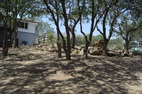 21508 Sunnybrook Dr, Tehachapi, CA 93561 photo 23