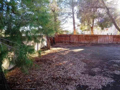 44640 Shadowcrest Dr, Lancaster, CA 93536 photo 19