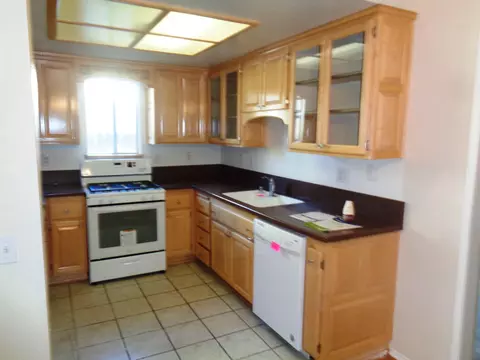 44640 Shadowcrest Dr, Lancaster, CA 93536 photo 7