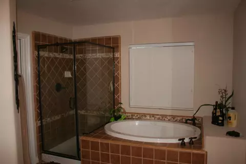 1748 Ivesbrook St E, Lancaster, CA 93535 photo 10