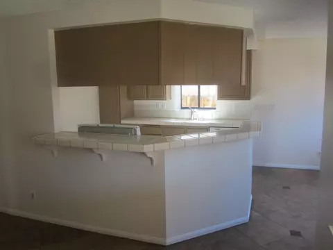 43339 Carpenter Dr, Lancaster, CA 93535 photo 6