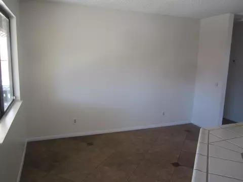 43339 Carpenter Dr, Lancaster, CA 93535 photo 10