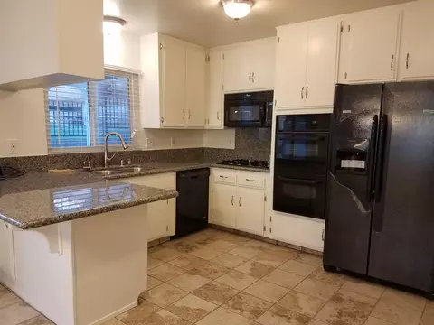 42016 47th St W, Lancaster, CA 93536 photo 9