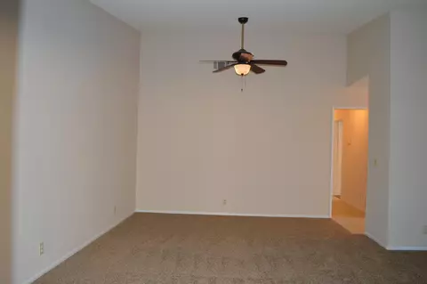 37610 Melton Ave, Palmdale, CA 93550 photo 3