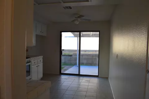 37610 Melton Ave, Palmdale, CA 93550 photo 18