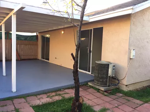 37610 Melton Ave, Palmdale, CA 93550 photo 37