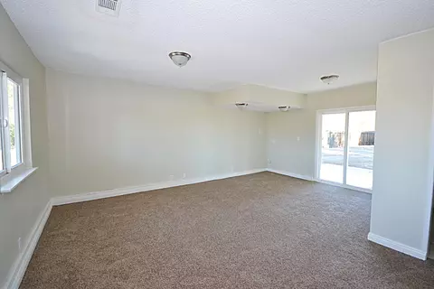 41014 Fieldspring St, Lancaster, CA 93535 photo 7