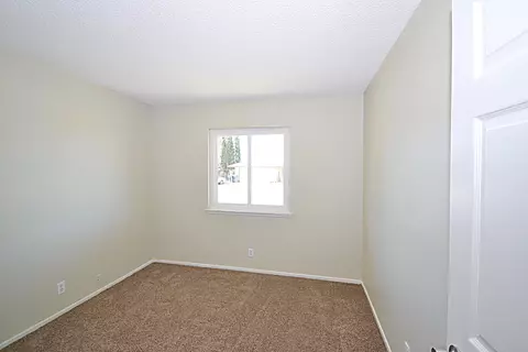 41014 Fieldspring St, Lancaster, CA 93535 photo 12