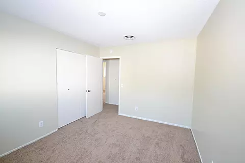 843 Oldfield St E, Lancaster, CA 93535 photo 13