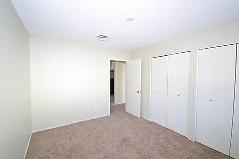 843 Oldfield St E, Lancaster, CA 93535 photo 15