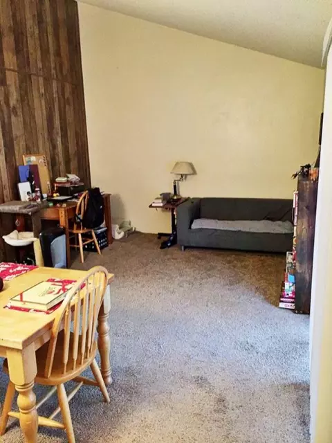 820 Lightcap St, Lancaster, CA 93535 photo 10